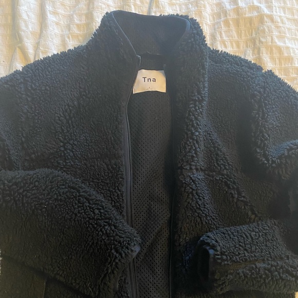 Aritzia TNA Teddy Coat - Picture 7 of 10